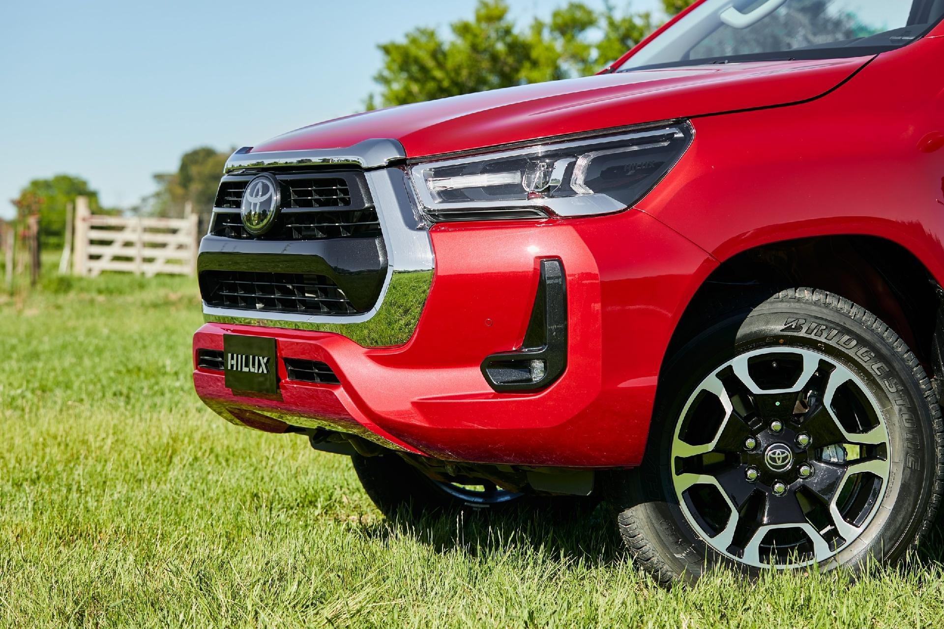 Toyota Hilux 2021 Traz Novo Design, Mais Potência E Itens De Segurança