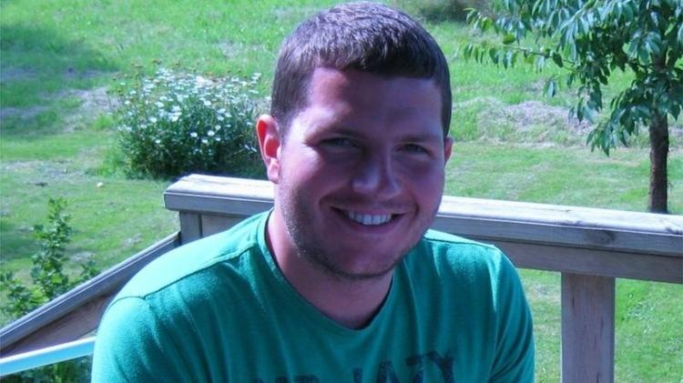 Thomas Leeds após o acidente e quando começou sua recuperação - Thomas Leeds/BBC - Thomas Leeds/BBC