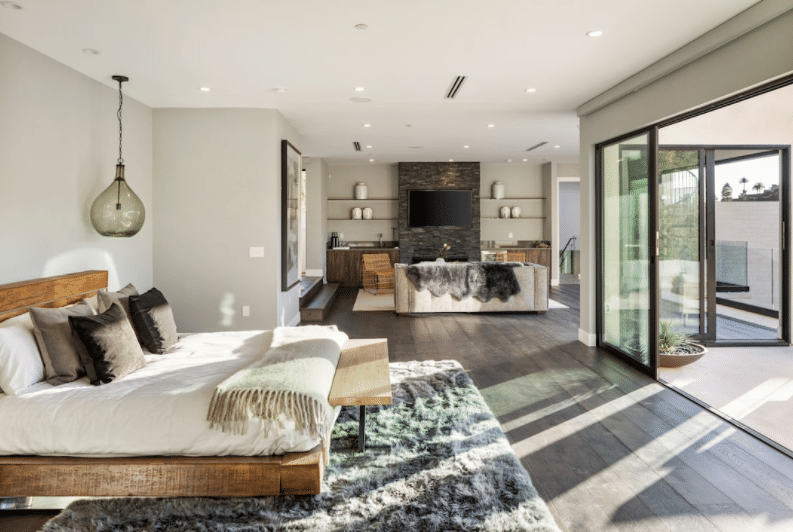 Brooklyn escolheu uma casa de dois andares que conta com cinco quartos e cinco banheiros - Anthony Barcelo/Reprodução