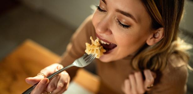 早食いが体に悪いのはなぜ？ 習慣は糖尿病と肥満のリスクを高める – 03/10/2022