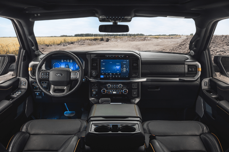 F-150 Tremor: tanto a central multimídia quanto o painel de instrumentos têm 12 polegadas F-150 Tremor: tanto a central multimídia quanto o painel de instrumentos têm 12 polegadas