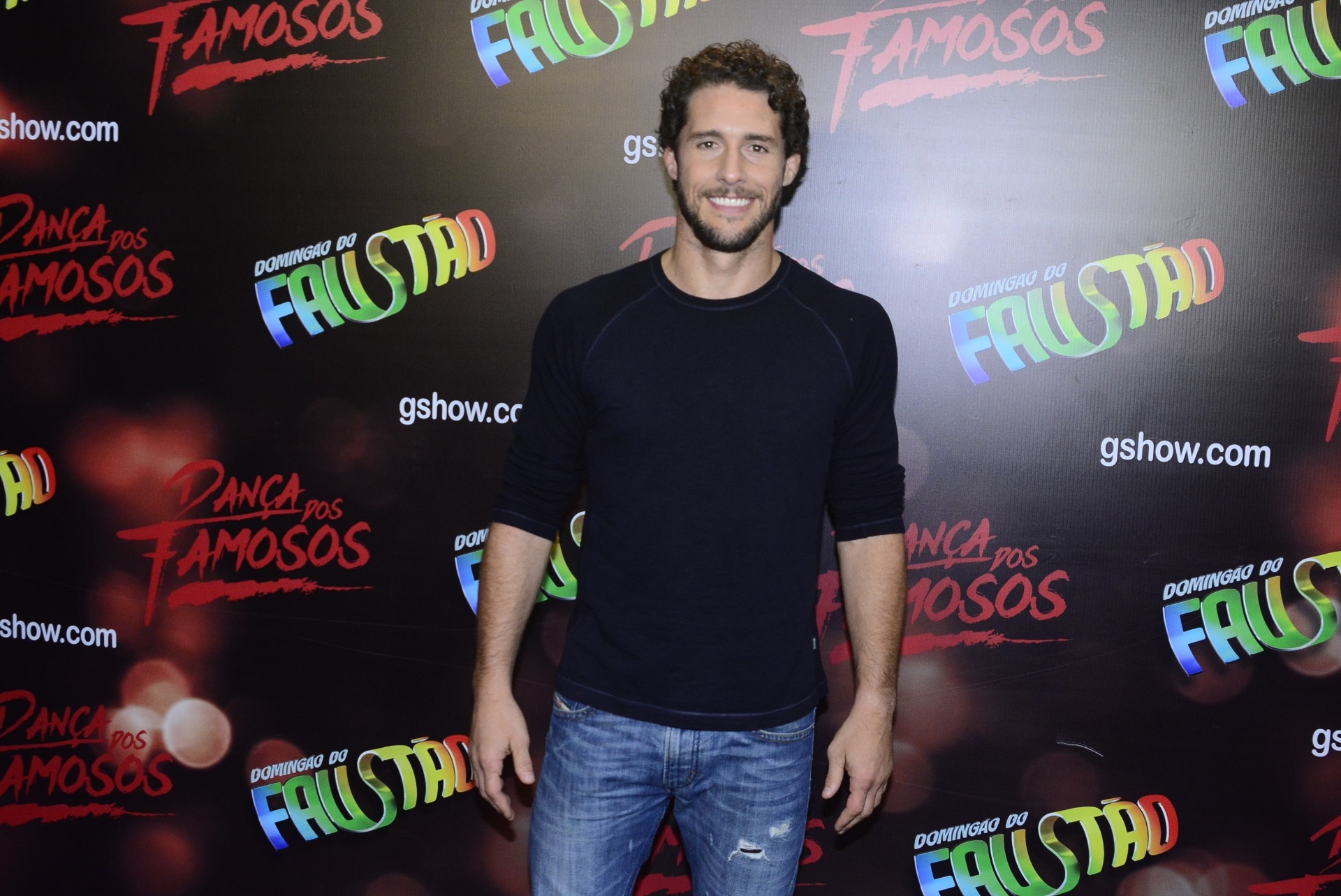 6.dez.2015 - Flávio Canto, que também foi eliminado precocemente, compareceu aos estúdios da Globo, em São Paulo, para acompanhar à final da "Dança" - Leo Franco / AgNews