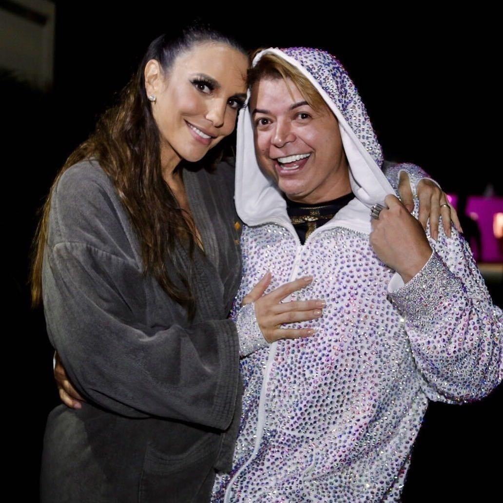 David Brazil tietou Ivete Sangalo minutos depois dela descer do palco: "Aqui é só Love só Love só Love" - Reprodução/Instagram David Brazil