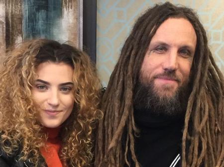 Jennea Welch e o pai, o guitarrista Brian ?Head? Welch - Spencer Kaufman