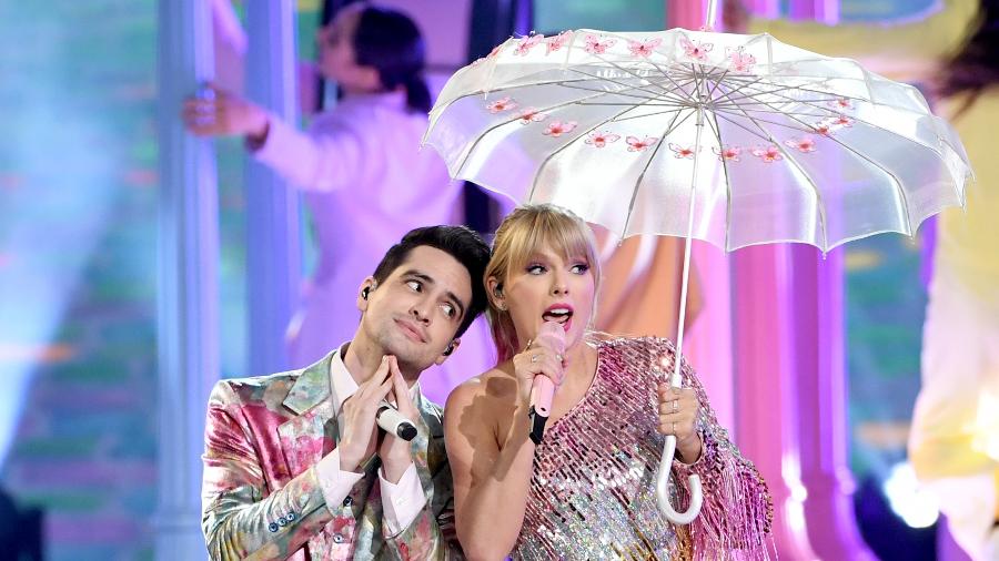 Taylor Swift e Brendon Urie apresentam "Me!" na abertura do Billboard Music Awards 2019, em Las Vegas - Kevin Winter/Getty Images for dcp