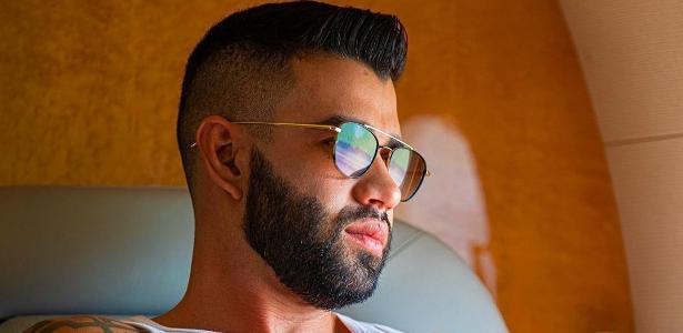 Gusttavo Lima posa sem camisa e exibe músculos após malhar - Vimarsana News