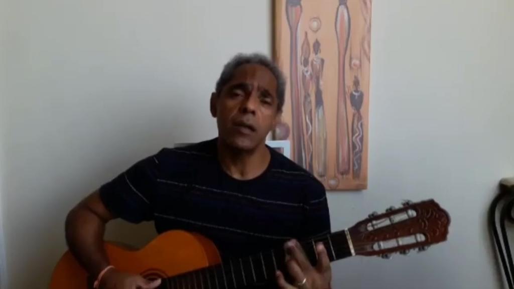 O cantor e compositor Arlindo Paixão - Reprodução/YouTube