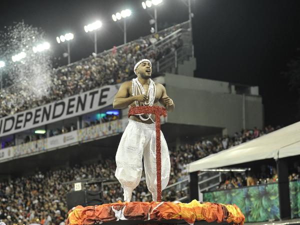 SP: Em noite derradeira do carnaval, Gaviões e Mocidade