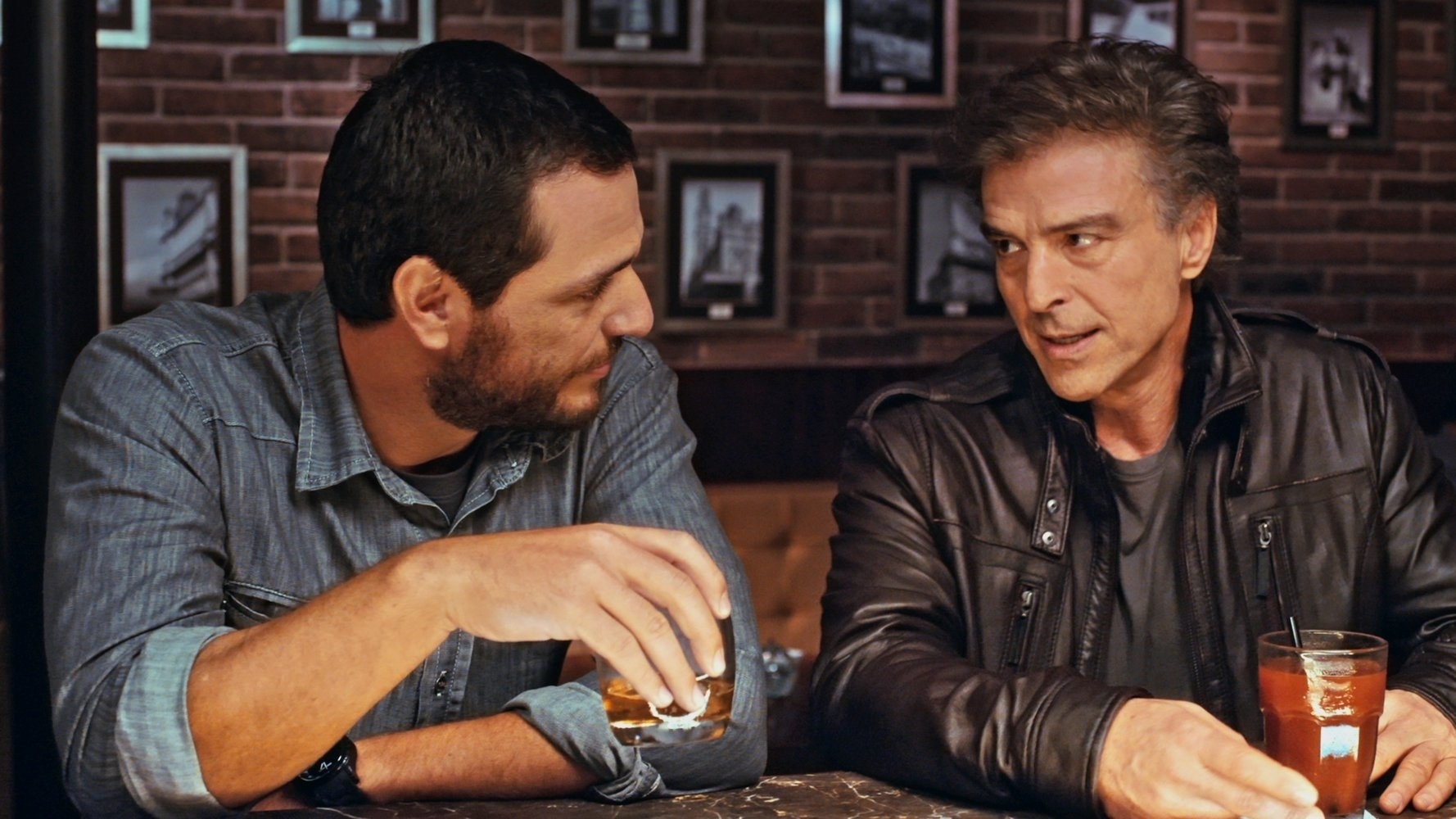 Cena de "Amor em Sampa", dirigido por Carlos Alberto Riccelli e Kim Riccelli - Divulgação