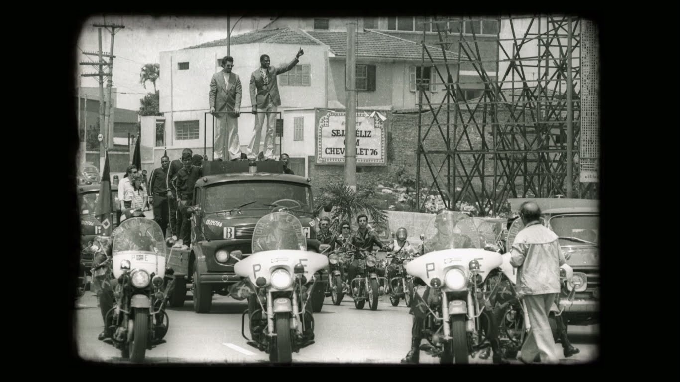 JOÃO DO VOO ? A HISTÓRIA DE UMA MEDALHA ROUBADA - Divulgação