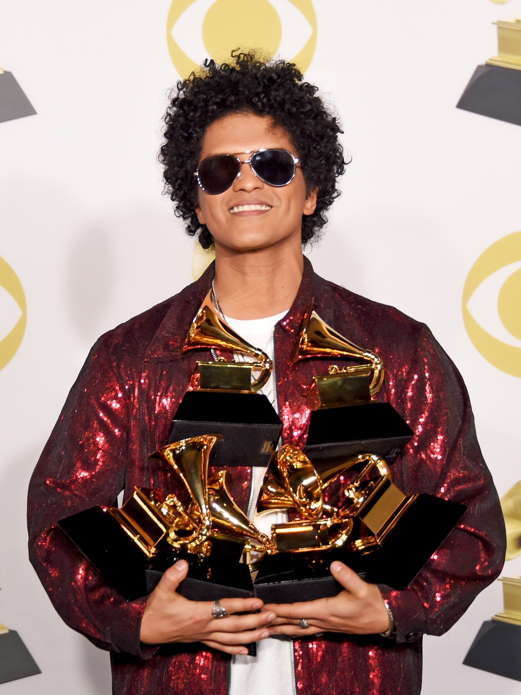 5 momentos (mais) fofos de Bruno Mars no Europe Music Awards