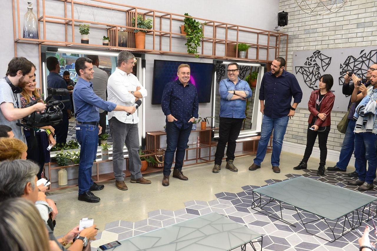 Gugu estreia como apresentador do "Power Couple" - Francisco Cepeda/AgNews