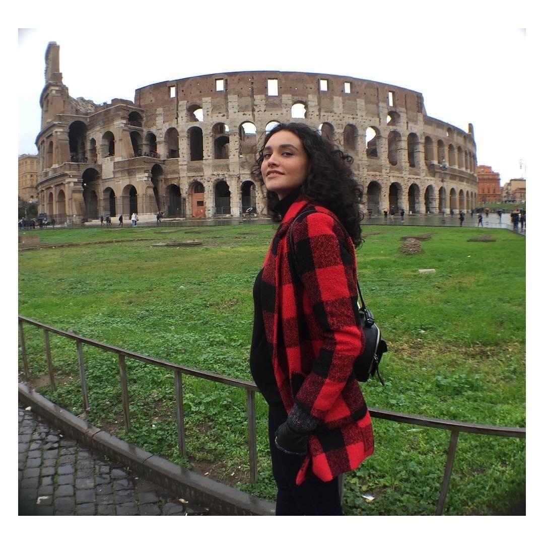 A atriz fez até uma "babymoon", tipo de lua de mel grávida, na Europa com José Loreto. A família passeou pela Itália, vistando os principais pontos turísticos do país, como o Coliseu e Vaticano. - Reprodução/Instagram