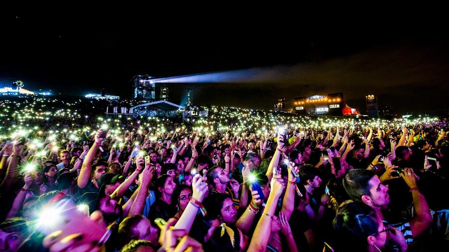 Público acompanha show de Sam Smith no Lollapalooza Brasil 2019 - Mariana Pekin/UOL
