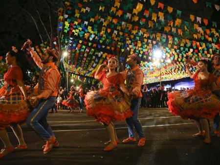 Festa Junina Eeeita que os arraiá - Déby Festas e Eventos