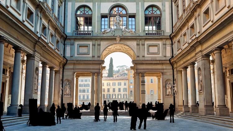 Galleria degli Uffizi, em Florença Galleria degli Uffizi, em Florença