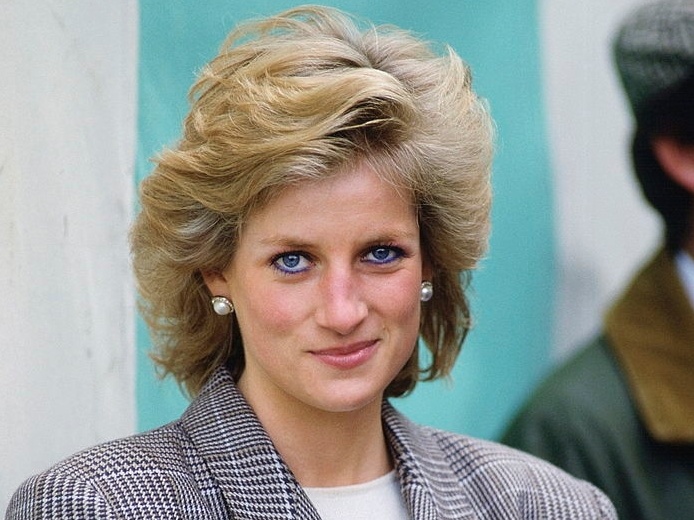 Lady Di e uma viagem pela moda dos anos 80