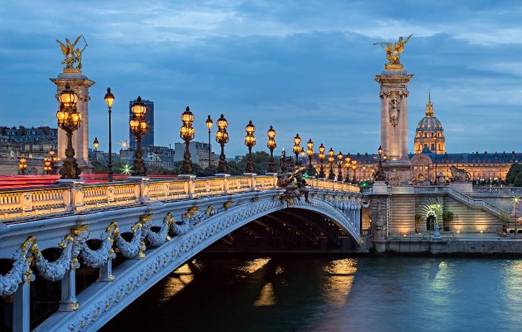 A ponte Alexandre 3º, tida como a mais bonita de Paris - Guner_Gulyesil/Getty Images/iStockphoto - Guner_Gulyesil/Getty Images/iStockphoto