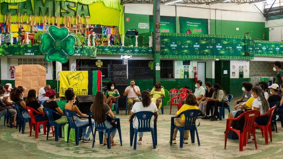 Aula inaugural do Cursinho do Trevo, da escola de samba Camisa Verde e Branco, em março de 2022 - Marcus Oliveira/Cursinho do Trevo