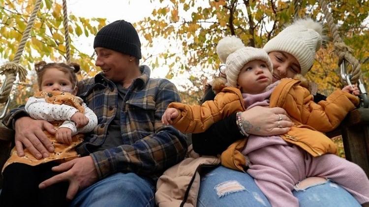 A família Shaw, Nala, Jake, Teddi e Ally, em sua casa em Northumberland. - ARQUIVO PESSOAL FAMÍLIA SHAW - ARQUIVO PESSOAL FAMÍLIA SHAW