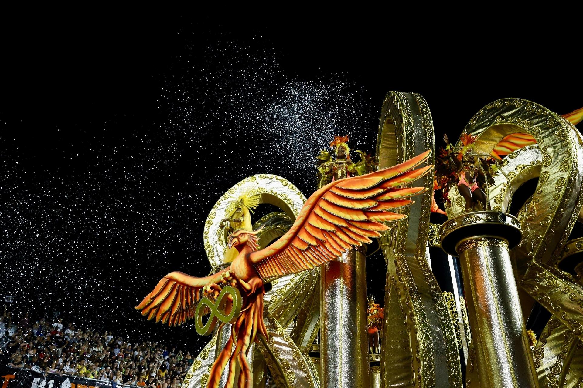 Vai-Vai, campeã do Grupo de Acesso, no Desfile das Campeãs do Carnaval de São Paulo - Mariana Pekin/UOL