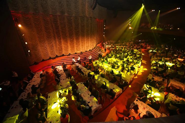 Roxy Dinner Show, no antigo Cine Roxy Roxy Dinner Show, no antigo Cine Roxy