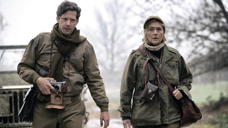 Andy Samberg e Kate Winslet interpretam Lee Miller e David E. Scherman no filme 'Lee' Andy Samberg e Kate Winslet interpretam Lee Miller e David E. Scherman no filme 'Lee'