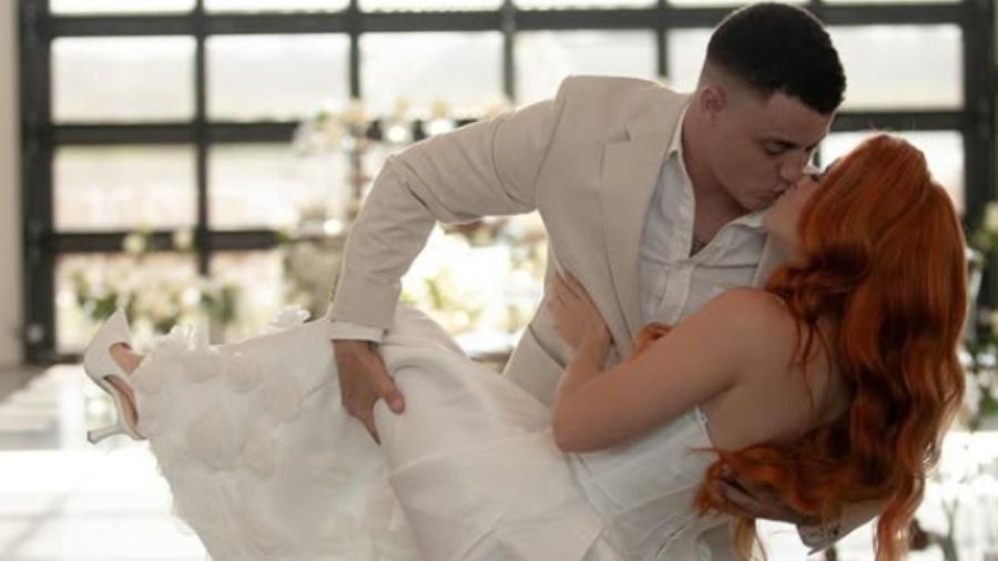 Sofia Liberato e Gabriel Gravino se casam nos EUA Sofia Liberato e Gabriel Gravino se casam nos EUA