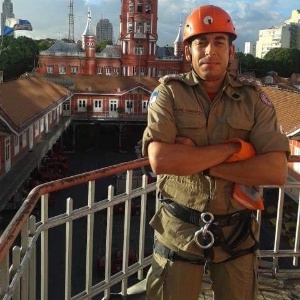 Felipe Assumpção faz parte do Corpo de Bombeiros do Rio de Janeiro - Arquivo pessoal - Arquivo pessoal