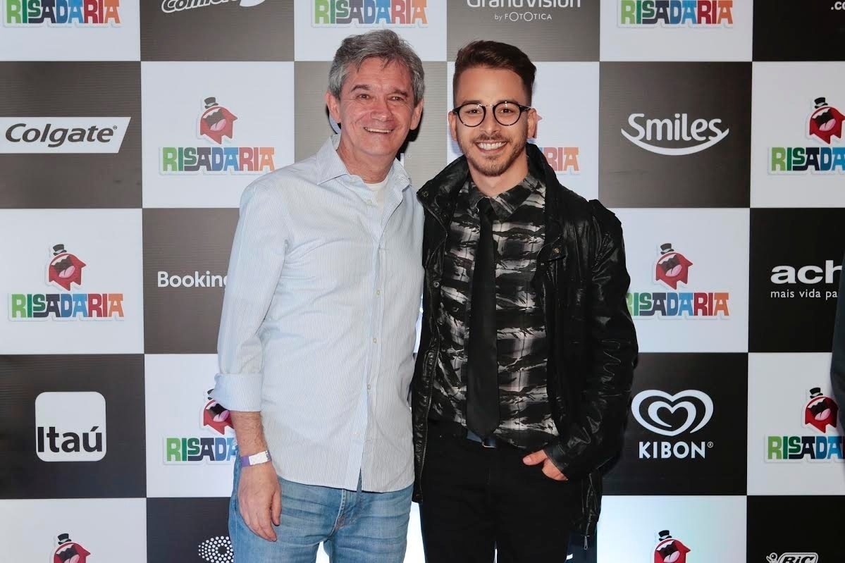 30.jun.2016 - Serginho Groisman e Júnior Lima no Festival Risadaria, em SP - Rafael Cusato/Brazil News