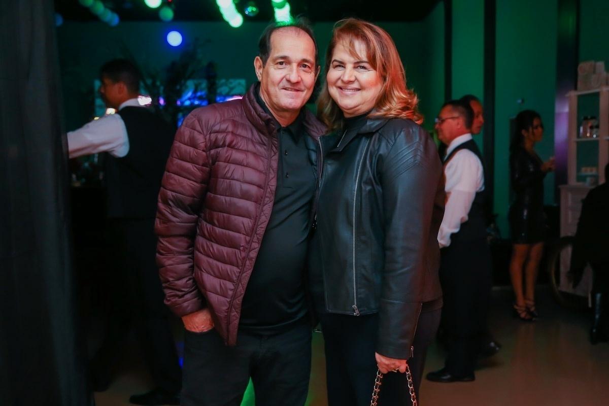 Muricy Ramalho e a mulher vão ao aniversário de Denilson - Manuela Scarpa/Brazil News