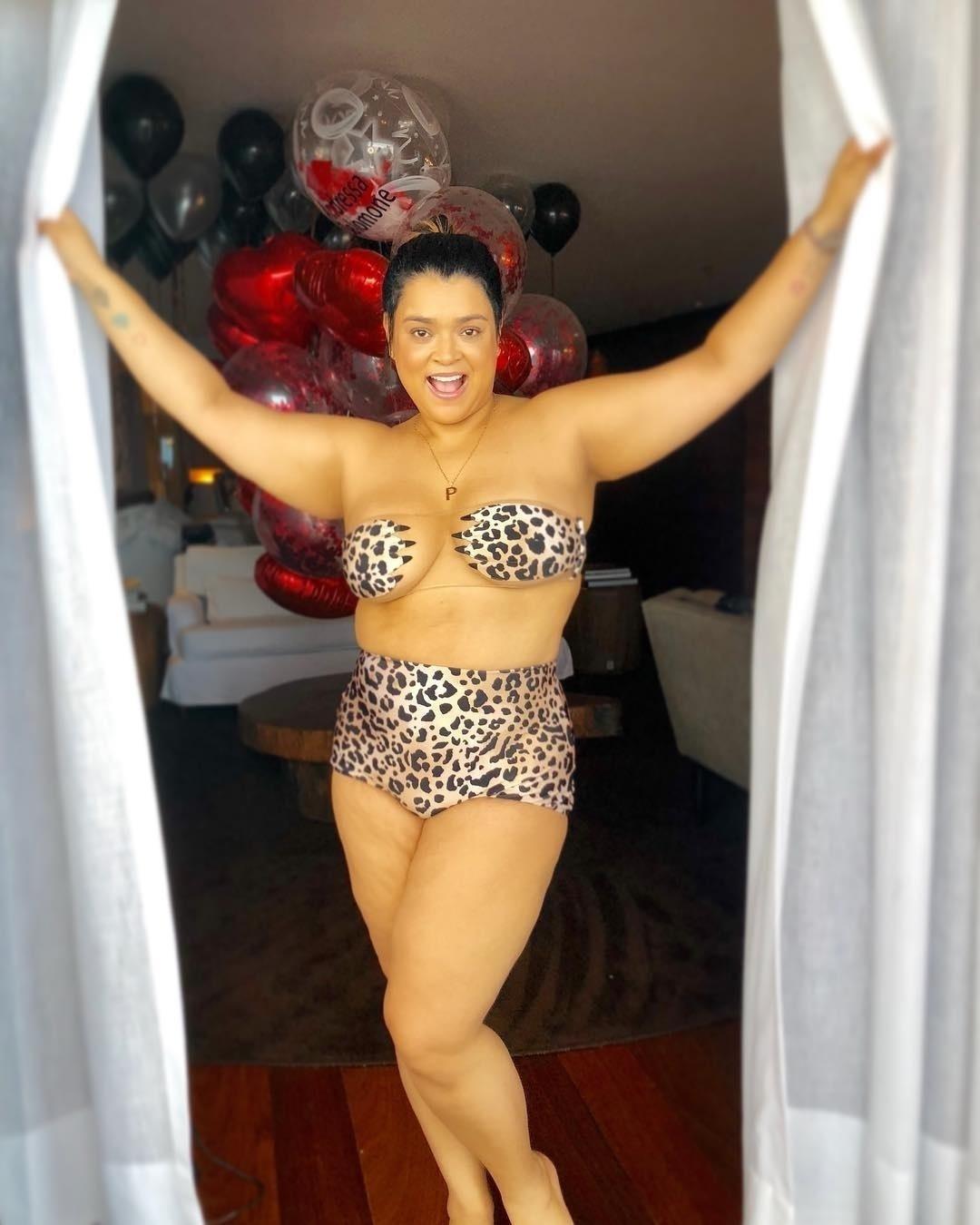 Biquíni com transparência é a nova peça favorita das famosas; inspire-se - Reprodução/Instagram