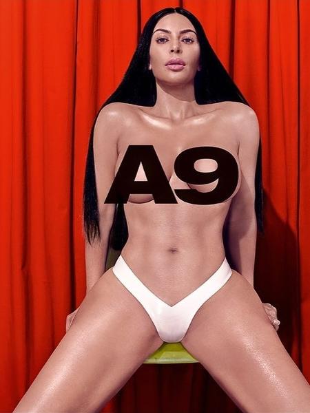 Kim Kardashian vira estrela de uma campanha publicitária de grande loja de departamentos americana  - Reprodução/Instagram/@richardsonworld