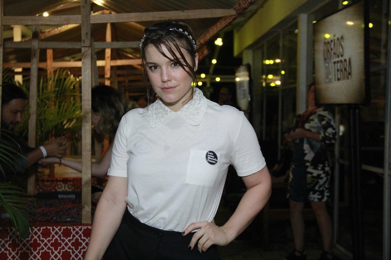 Alice Wegmann faz homenagem a Marielle Franco em lançamento de novela da Globo - Imagem/AgNews