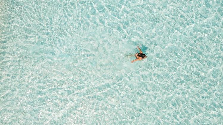 Águas calmas e transparentes: Maldivas é um sonho possível até para quem não tem tanta grana - Monah Legat - Monah Legat