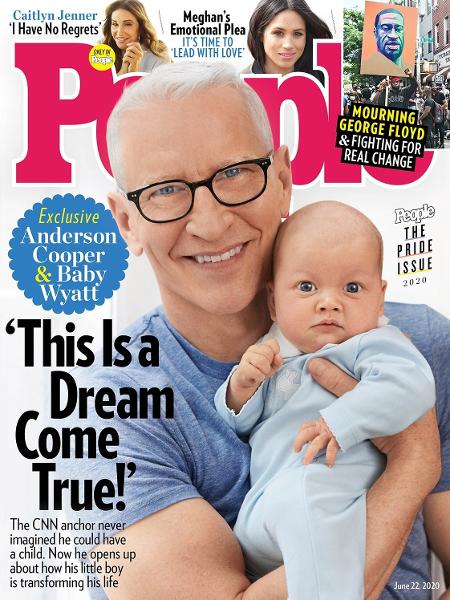 Anderson Cooper posa com o filho, Wyatt, para a revista "People" - Reprodução