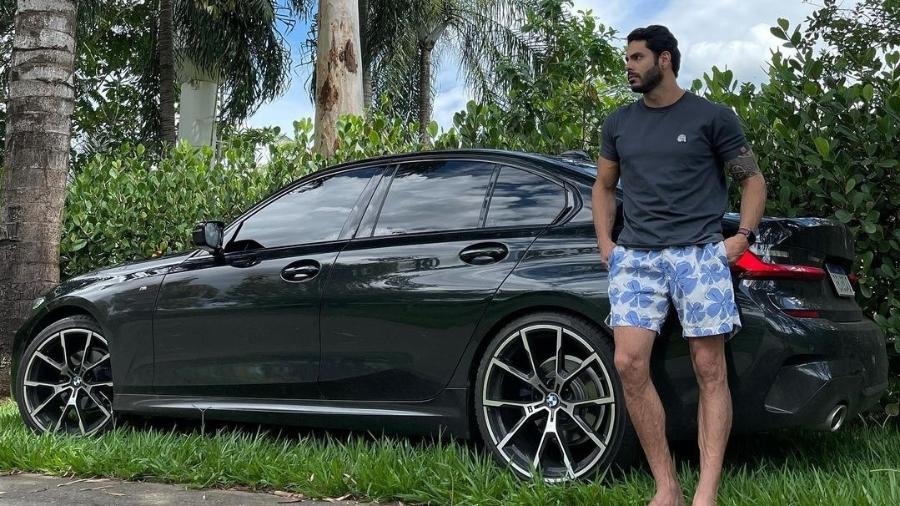 Rodolffo exibe carro avaliado em R$ 250 mil nas redes sociais - Reprodução/Instagram
