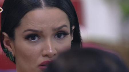 BBB 21: Juliette conversa com Gil na varanda - Reprodução/Globoplay - Reprodução/Globoplay