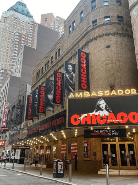 A Broadway reabriu para seus grandes musicais e espetáculos após um ano e meio de fechamento por causa da pandemia - Reprodução/Instagram