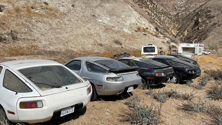 Porsches 928 encontrados em deserto - Steve Rhodes