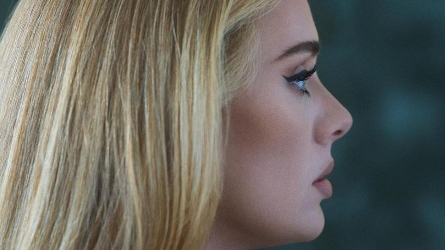No álbum "30", que será lançado nesta semana, Adele reflete sobre o divórcio - Instagram/Reprodução