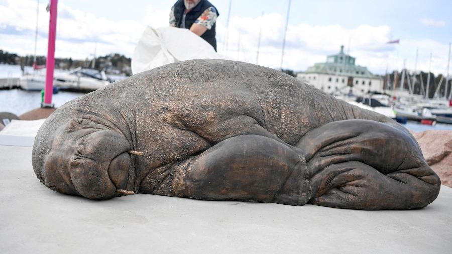 A escultura da morsa Freya, em Oslo, Noruega - Annika Byrde via REUTERS