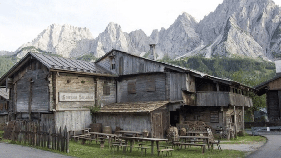 Vilarejos de montanha na Itália, como Col dei Silvestri, sofrem com despovoamento - ANSA