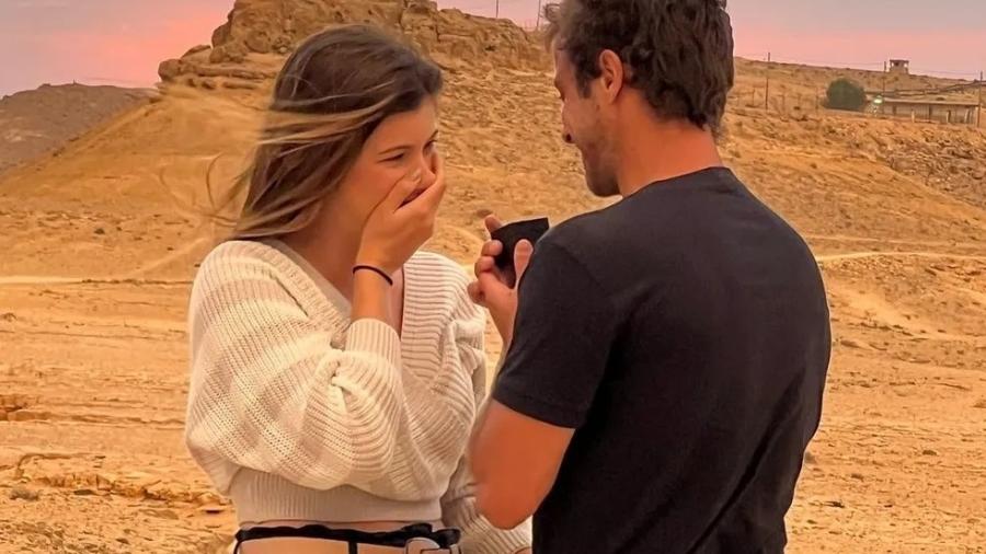 Ronny Kriwat, ator de 'Avenida Brasil', ficou noivo em Israel um dia antes de bombardeio