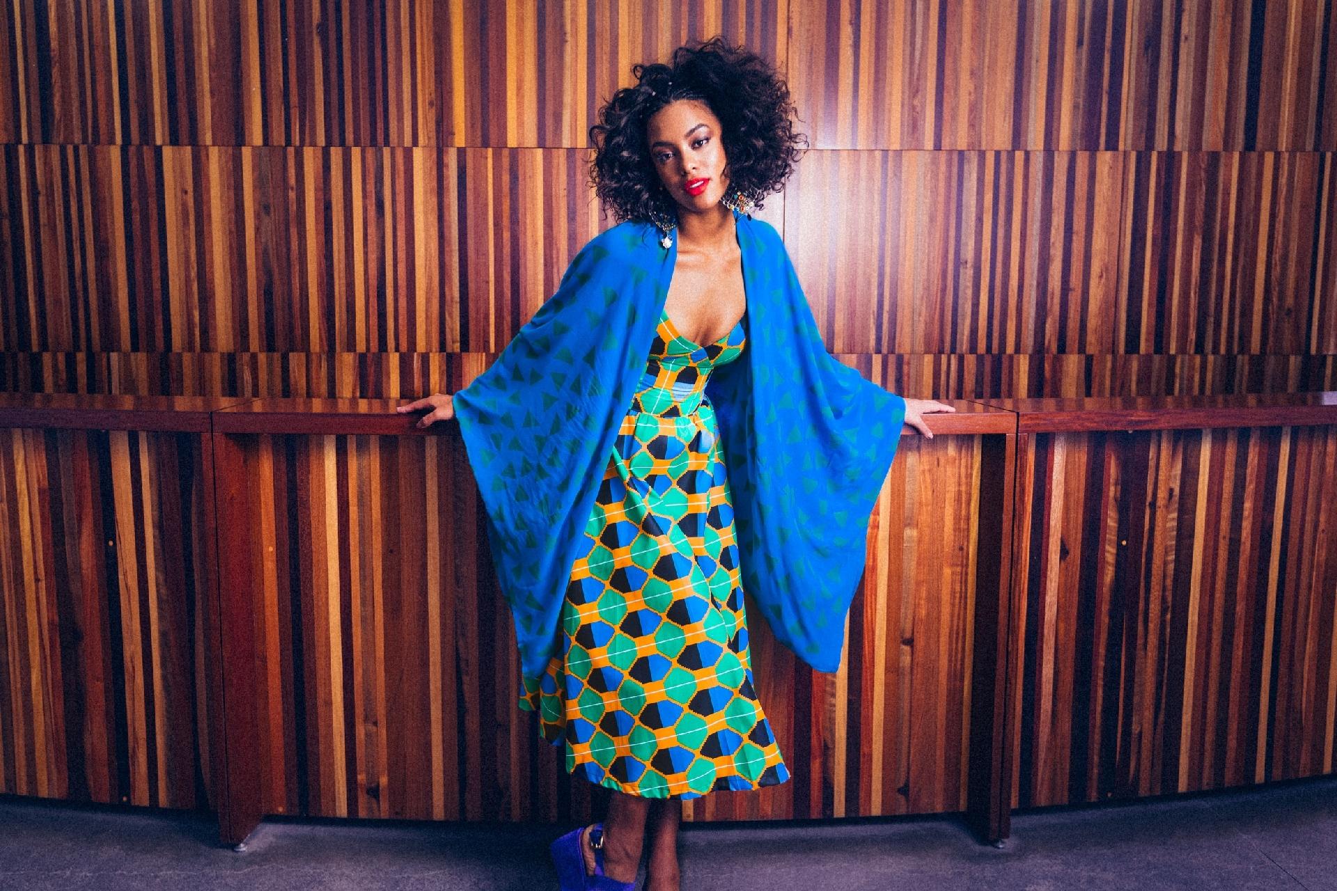 Editorial moda afro com a Miss Brasil Raissa Santana - Mix colorido - Gabriel Quintão/UOL