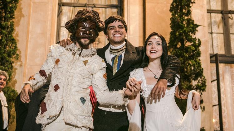 Chay Suede, Rodrigo Simas e Isabelle Drummond em "Novo Mundo" - Raquel Cunha/Divulgação/TV Globo - Raquel Cunha/Divulgação/TV Globo