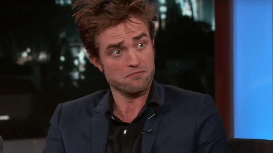 Robert Pattinson explicando cena de sexo "animal" para o apresentador Jimmy Kimmel - Reprodução