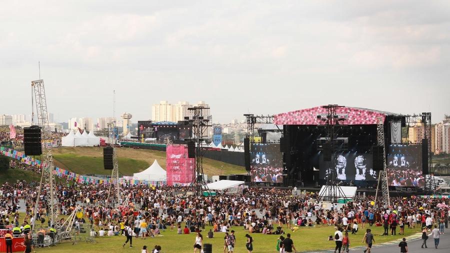 Público curte o primeiro dia de Lollapalooza Brasil 2019, no Autódromo de Interlagos, em São Paulo - Iwi Onodera/UOL
