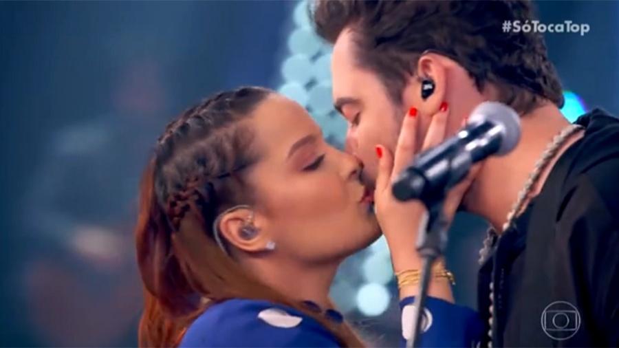 Maiara beija Fernando no SóTocaTop - Reprodução/Globo