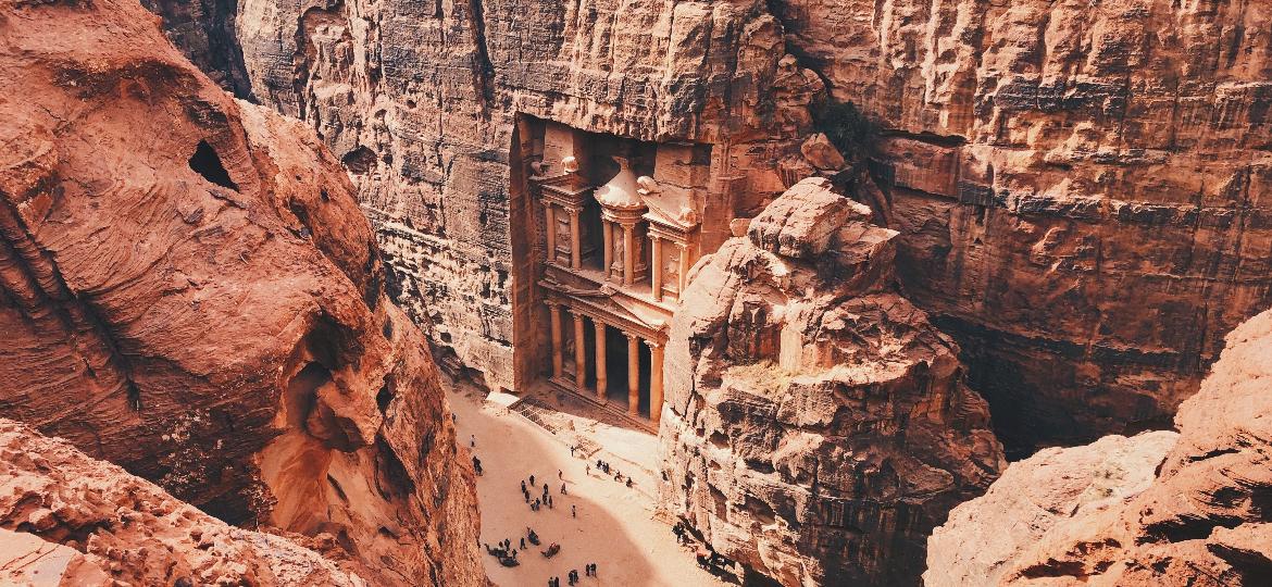 Petra, na Jordânia, uma das Sete Maravilhas do Mundo Moderno que podem ser exploradas virtualmente - Alex Vasey/Unsplash